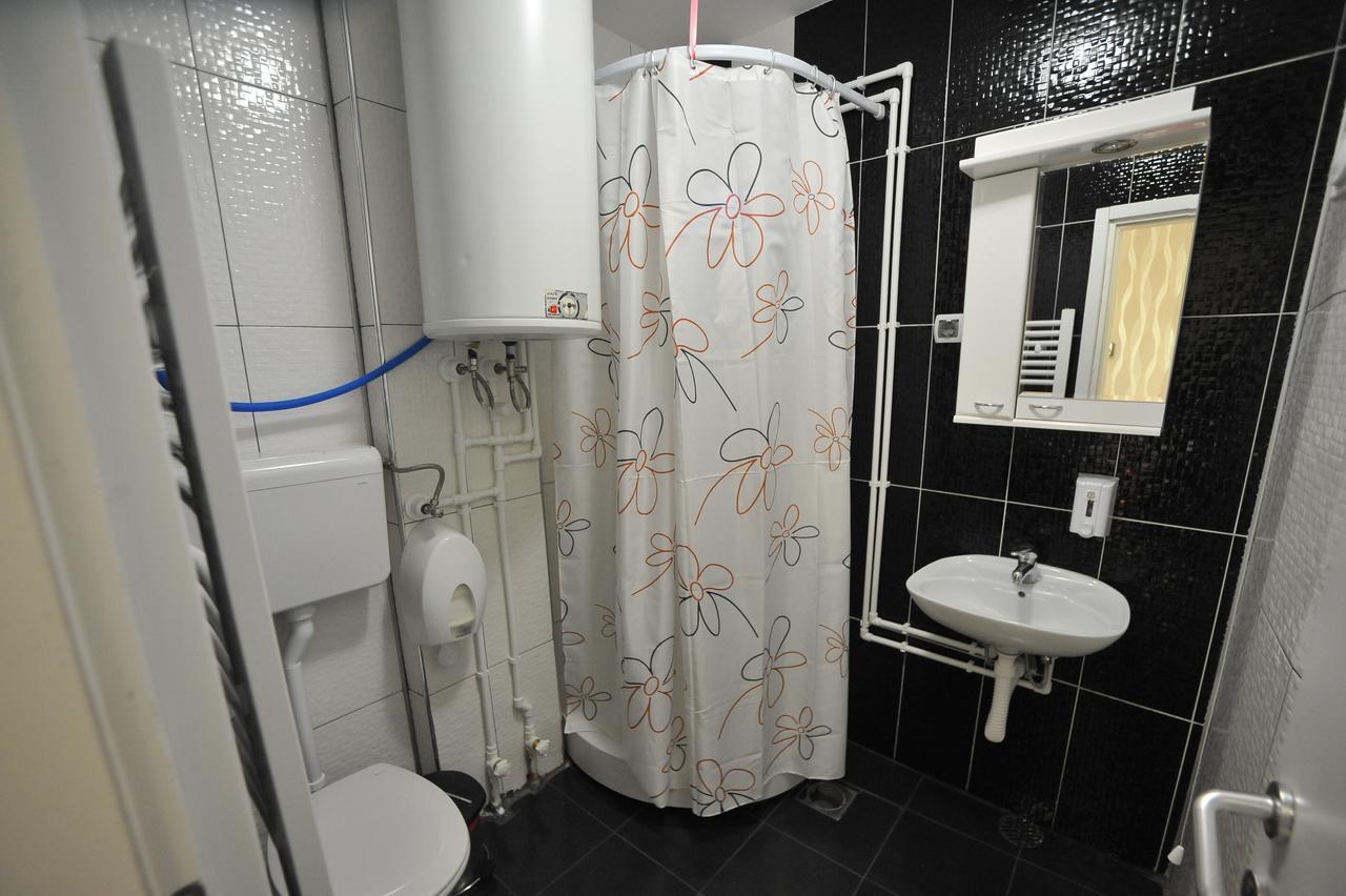 Hotel Zeleni Vir Ni Eksteriør billede
