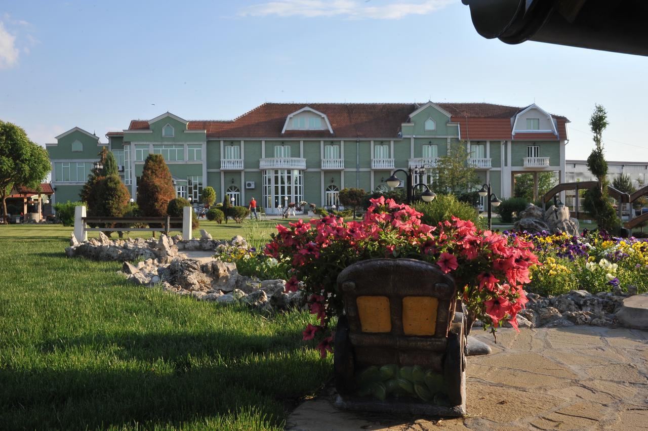 Hotel Zeleni Vir Ni Eksteriør billede