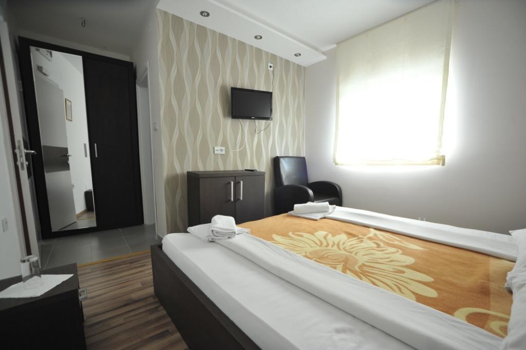 Hotel Zeleni Vir Ni Eksteriør billede